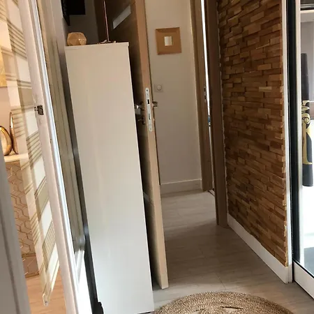 Albar Rooftop Eiffel Paris Porte De Versailles Bed & Breakfast 3*