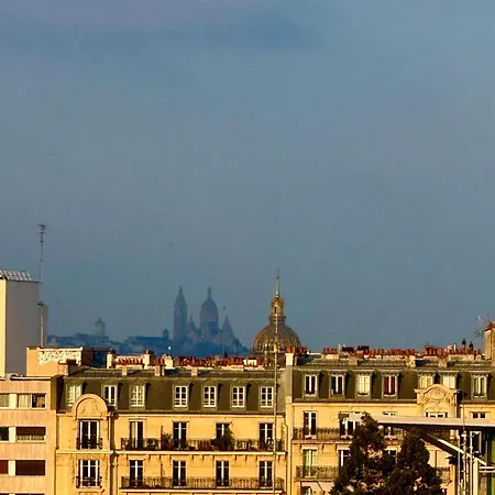 Oda ve Kahvaltı Albar Rooftop Eiffel Paris Porte De Versailles Issy-les-Moulineaux