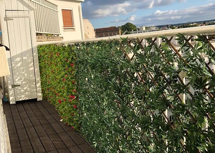 B&B Albar Rooftop Eiffel Paris Porte De Versailles 3*